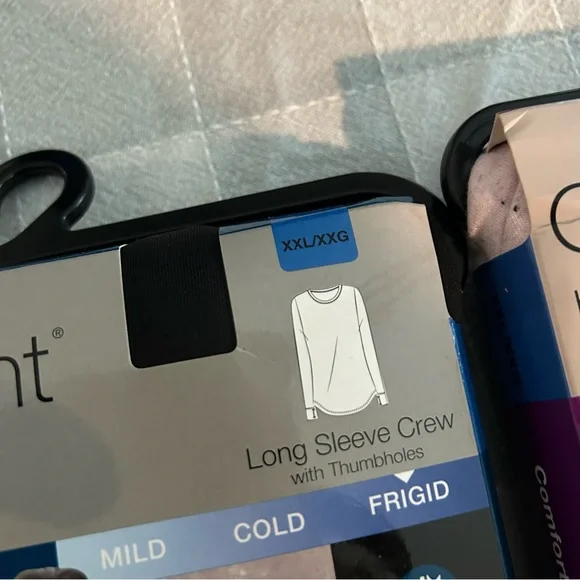 Cuddl Duds Black and Burgundy Long Sleeve Sweaters - Picture 2 of 4